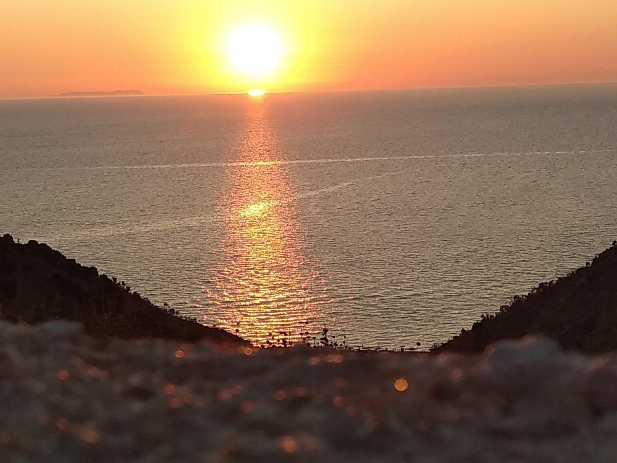 Vila Pasqyra Εξαμίλιο Εξωτερικό φωτογραφία